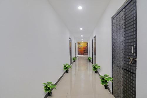 OYO 93463 Alwal Residency