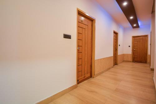 OYO Flagship 28000 Hotel Shivay Residency