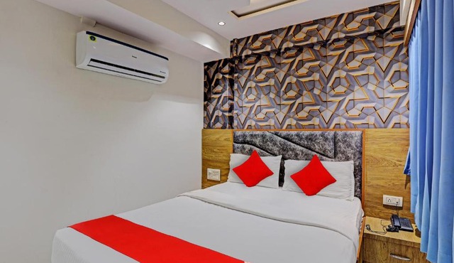 OYO Flagship Hotel Pleasant Villa