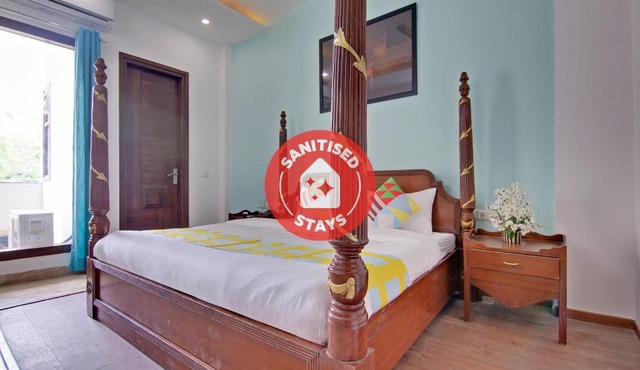 OYO Home 29847 Luxurious Rooms Sushant Lok