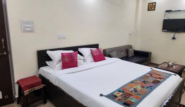 Paddy's Luxurious Home Stay