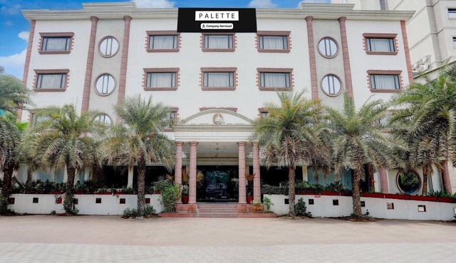 Palette Hotel And Resort Anand