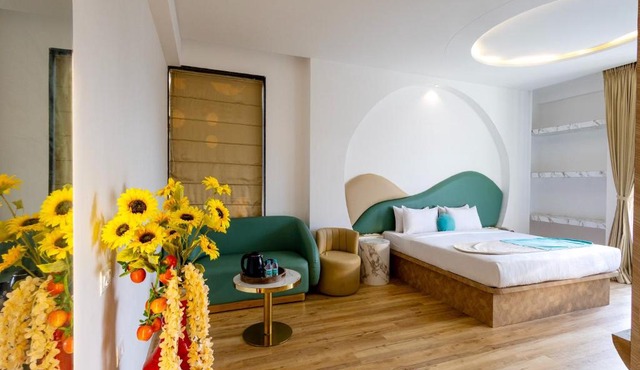 Palette The Moon Hotel by CheckIn, Goa