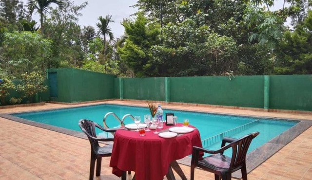 Palm Era Resorts