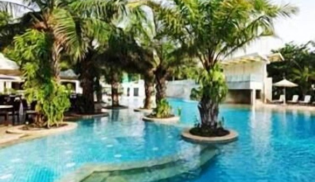 Palm Meadows Resort