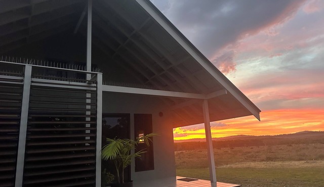 Pandanus -Luxury accommodation for 2 overlooking national park and 1km to Ocean in Brooms Head