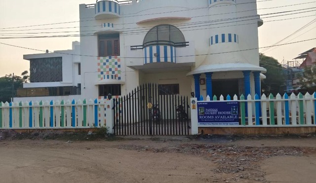 Pandiyan guest house