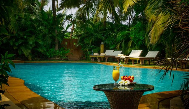 Papa Jolly Eco Resort-Near Morjim Beach