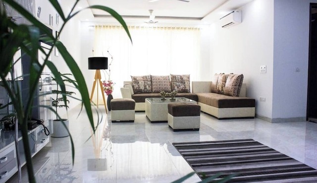 Parfait Street 3Bhk Service Apartment Near Fortis