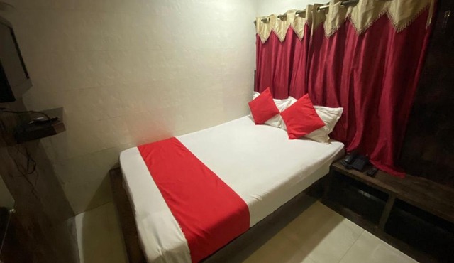 Paris Residency next to Dadar Railway Station