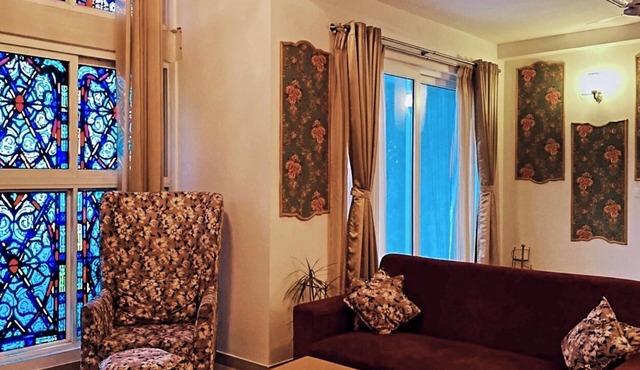 PÂRISIÂN Themed Duplex PENTHOUSE on the 31st Floor