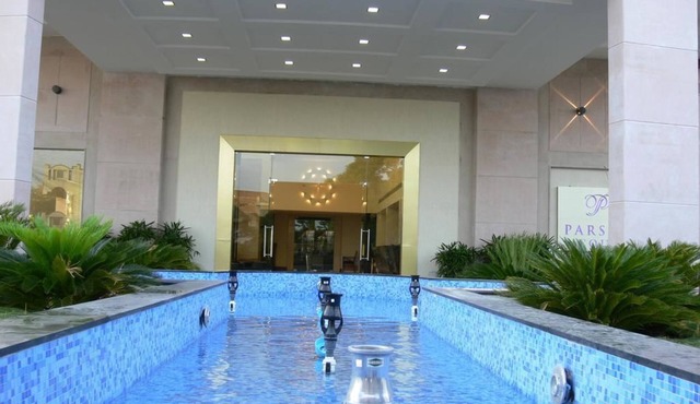 Parsons Court
