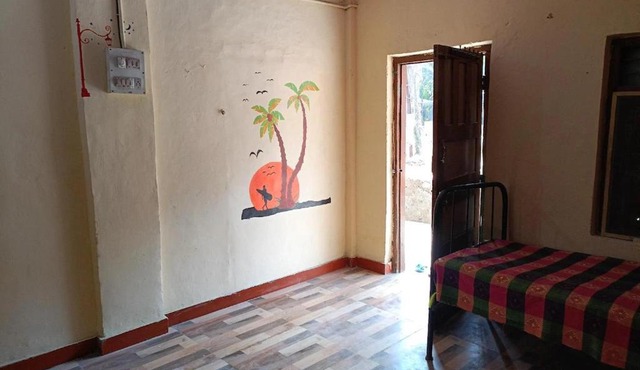 Parvati Niwas Homestay Nearby Revdanda beach and fort- WiFi Available