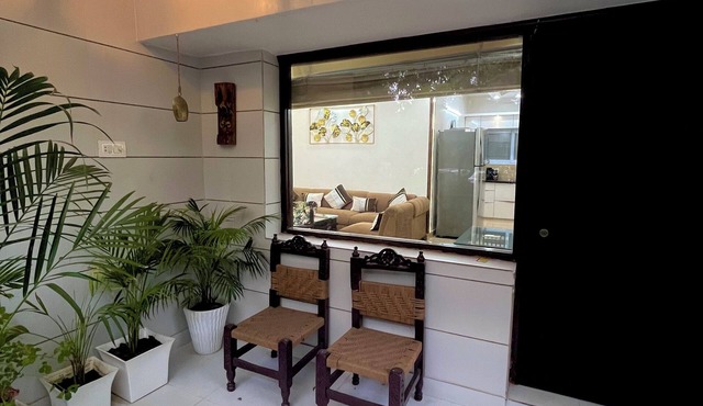 Patio Paradise, Pitampura Cozy and peaceful 3BHK Condo