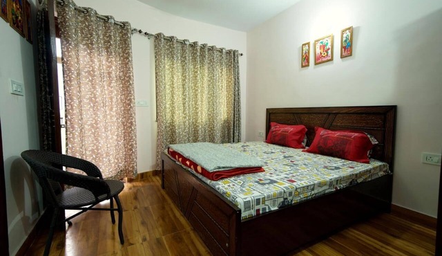 Peaceful 2 Bed 2 Bath Spacious Floor Available