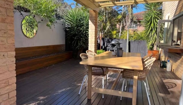 Peaceful Family Home in Brookvale for mid-term rental