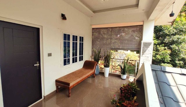 Peaceful Hillside Homestay