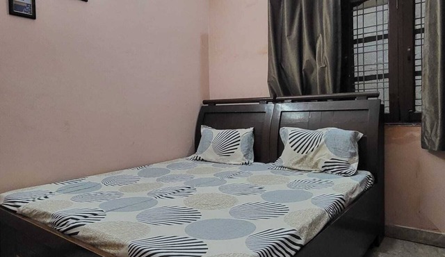 Peaceful Stay in Doon, Gateway to Mountains