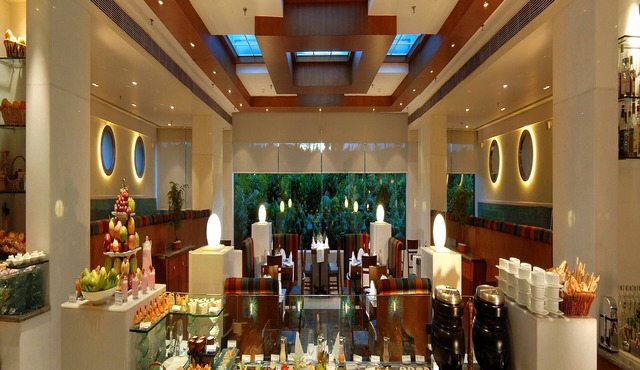 Peerless Hotel Kolkata