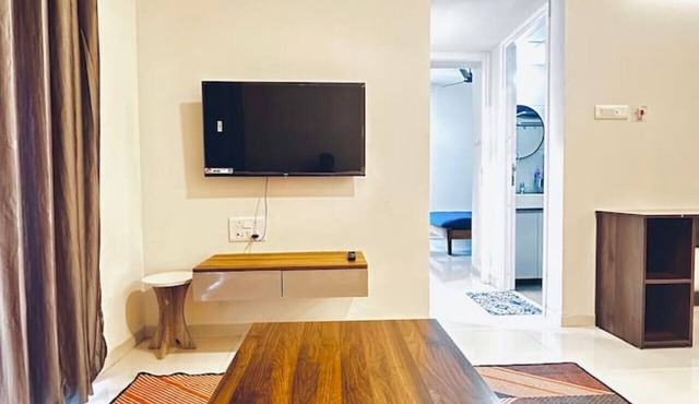 Pelican: 2BHK Modern AC Flat on Baner Road, Pune