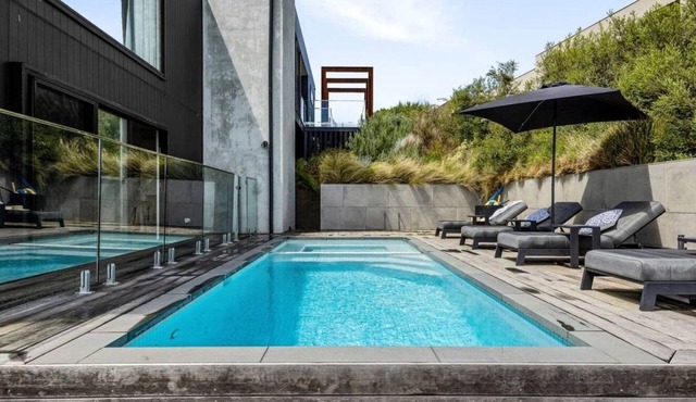 Peninsula Hot Springs Designer Home in FINGAL