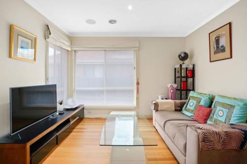 Perfectly Located Townhouse in heart of Ringwood in Ringwood