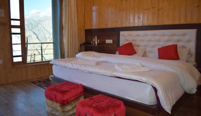 Pine Palace Homestay