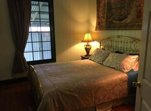 Pitstop Lodge Guesthouse B&B in Warwick