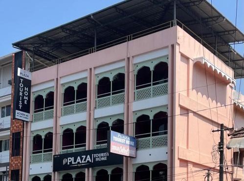 Plaza Tourist Home