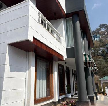 PLumeria Hotel