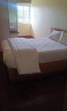 ponpandian hotel