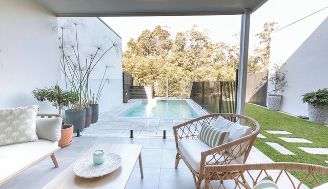 Pool | Space | Style | 15 Mins to Beach in Forest Glen
