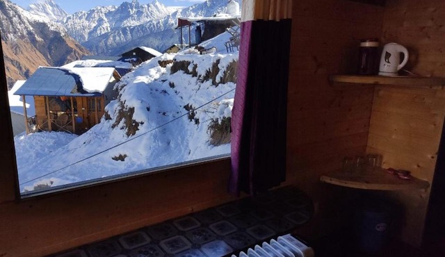 Poppy Resorts Auli