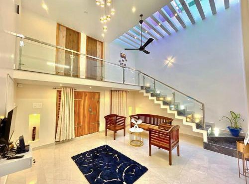 Porto Beach Villa, with 'rooftop pool' near Serenity beach, Pondicherry