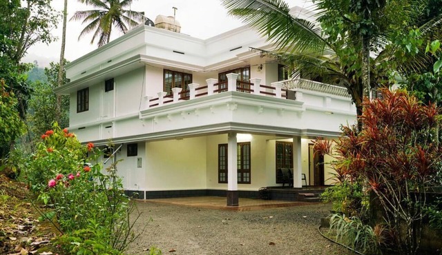 Posh Rooms/Peaceful and Green Part of Munnar