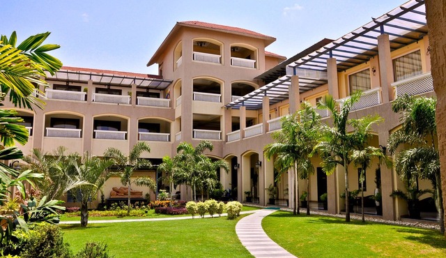 Pramod Convention & Club Resort