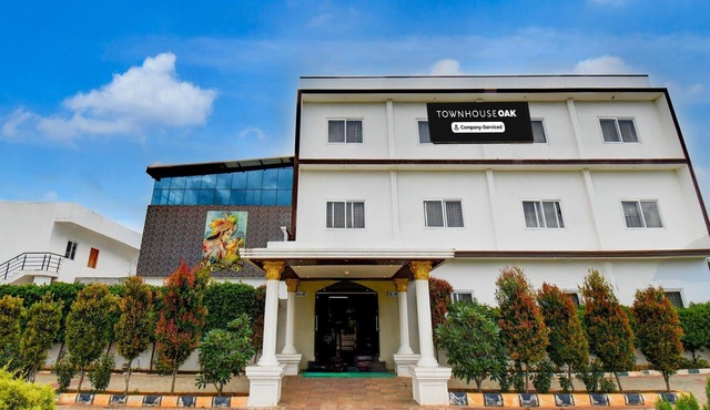 PremiumShri Aprameya Resort