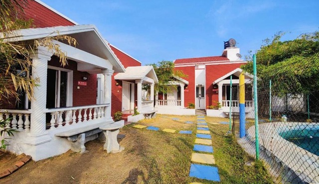 PRITEE VILLAS/RESORTS