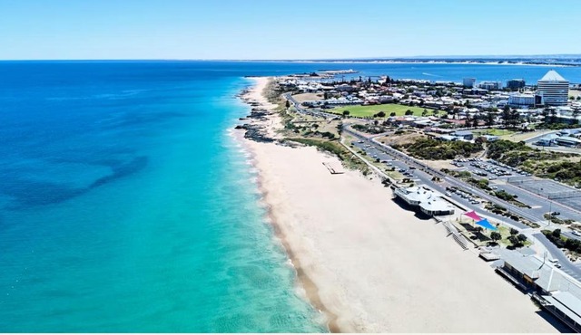 Private Coastal Sanctuary Beachside Escape in Bunbury