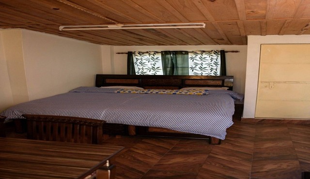 Private Room near Picture Palace