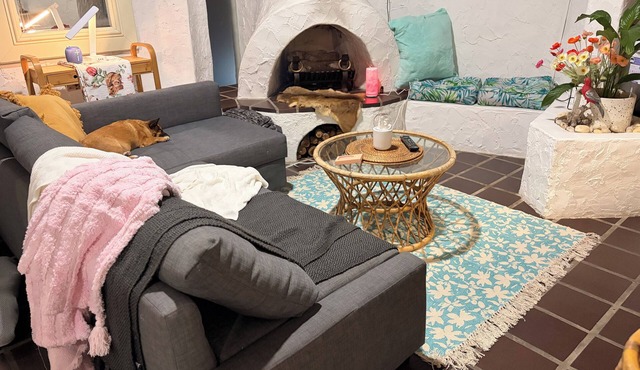 PRIVATE VILLA, with PRIVATE POOL Perfect for couples & also pet friendly