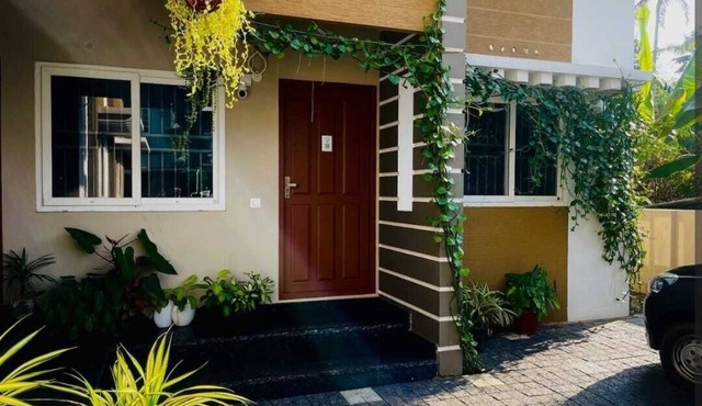 Puthenkot 2bhk Apartment