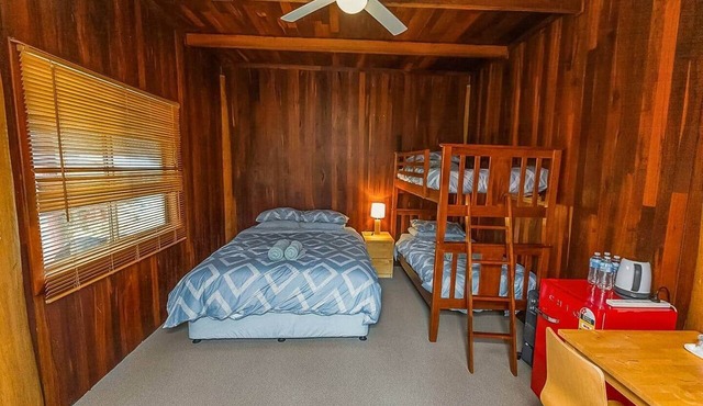 Queen & Bunk Chalet 9 | Manjimup WA in Upper Warren