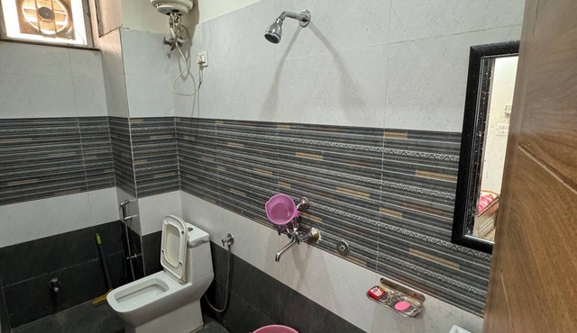 quiet, lake view, affordable rooms