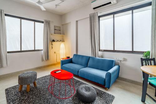 Quirky 1BHK in Bandra W by SquareOne Stays