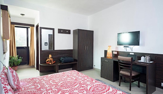 R C Palace Hotel