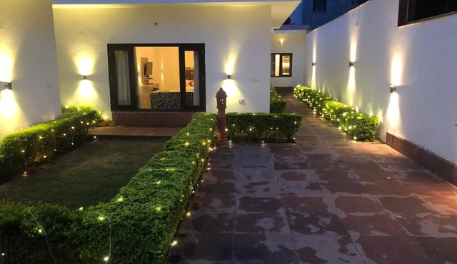 R Cottages- Home in Vasant Kunj
