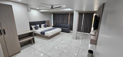 R K Villa HOTEL