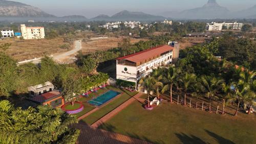 Raaj Resort