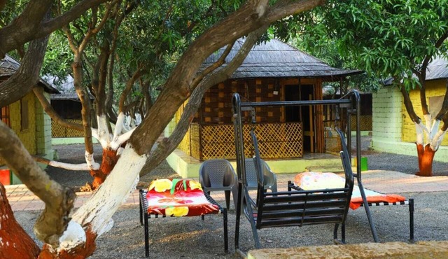 Radhe Farm (200mtr from Devaliya Park)